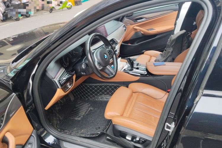 Used BMW 5 Series 2019 530i M Sport Package Left Front Seat