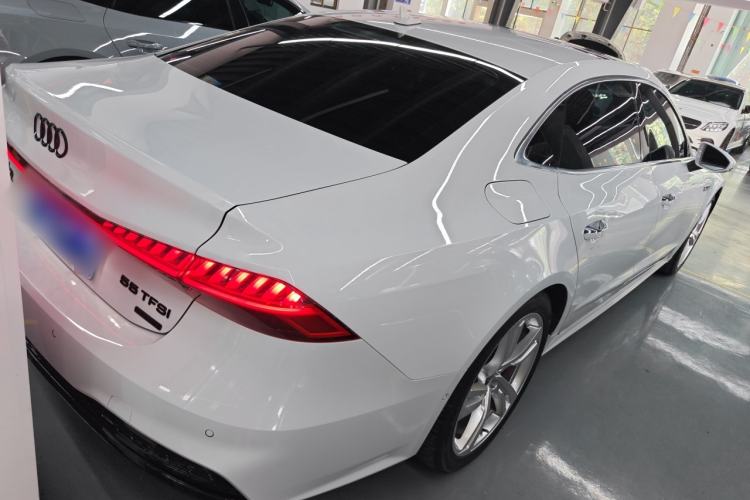 Used Audi A7L 2024 45TFSI quattro S-line Visionary Edition Flow Crystal Package Rear Right 45 Deg