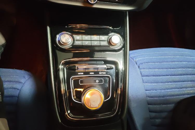 Used Roewe Ei5 2019 Smart Connect Supreme Edition Gear Lever