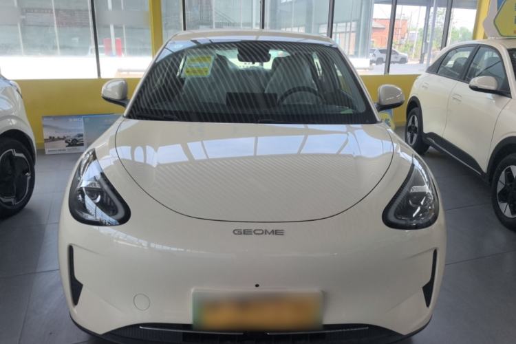 Used Geely Galaxy Geome 2025 410 km Free Version Front