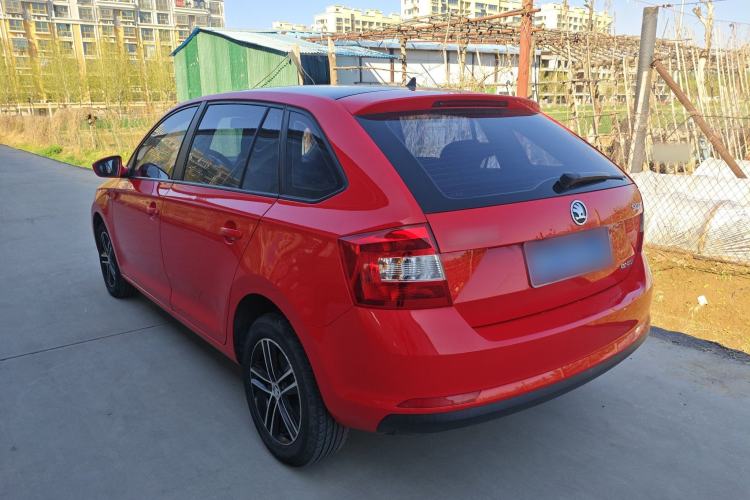 Used Skoda Rapid Spaceback 2014 1.6L Automatic Enjoyment Edition Rear Left 45 Deg