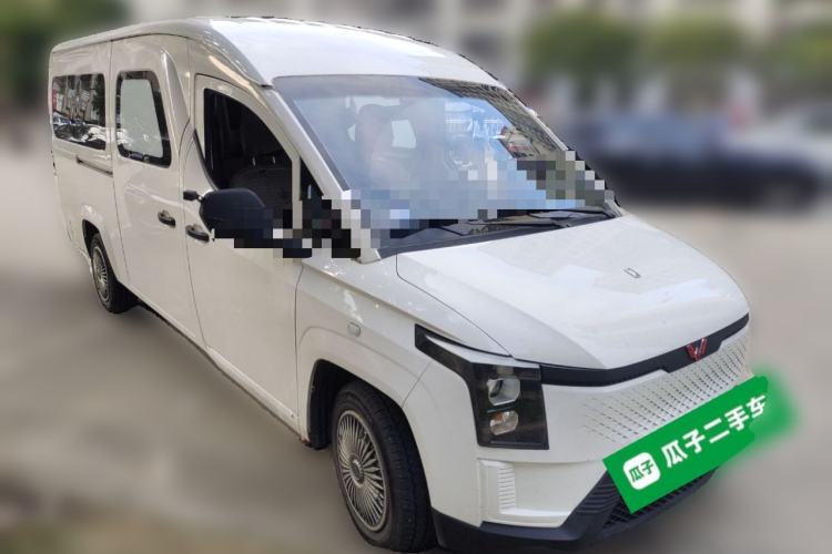 Used Yufeng Gold Warehouse 2025 Model Bus Version without Slow Charger