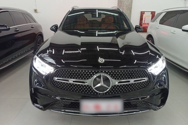 Used Mercedes-Benz GLC 2023 Facelift GLC 260 L 4MATIC Luxury Version 5 Seats
