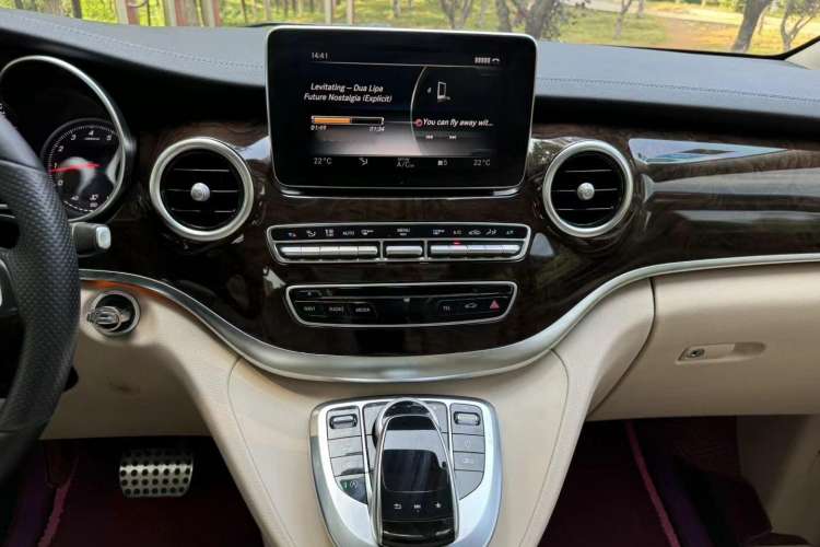 Used Mercedes-Benz V-Class 2017 V 260 Prestige Edition
