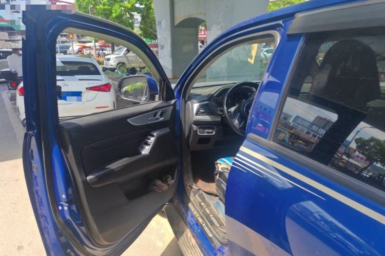 Used Great Wall Poer 2021 2.0T Commercial Version Automatic Diesel 4x4 Elite Long-Box GW4D20M Driver Seat