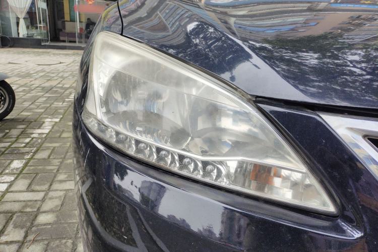 Used Nissan Sylphy 2012 1.6 XL CVT Luxury Edition Right Front Headlight