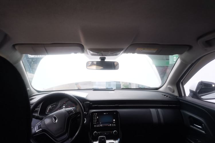 Used ORA iQ 2018 High-Range Version Smart Connectivity Model