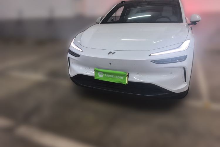 Used ONVO L60 2024 60 kWh All-Wheel Drive