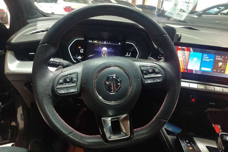 Used MG 5 2022 300TGI DCT Chao Yue Luxury Edition