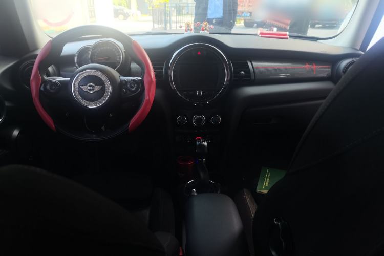 Used MINI 2016 1.5T COOPER Five-Door Edition
