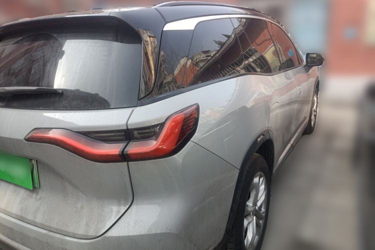 Used Nio ES8 2020 415 km Range 7-Seater Version Rear Right 45 Deg