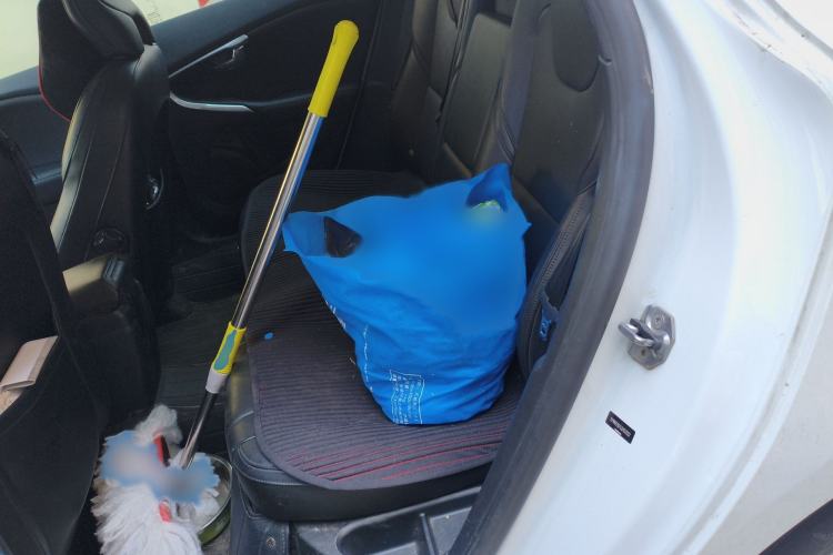 Used Volvo V40 2017 T3 Zhiyi Edition Interior 4