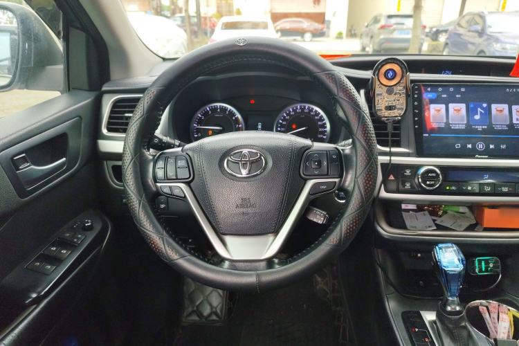 Used Toyota Highlander 2015 2.0T Four-Wheel Drive Luxury Edition 7-Seater