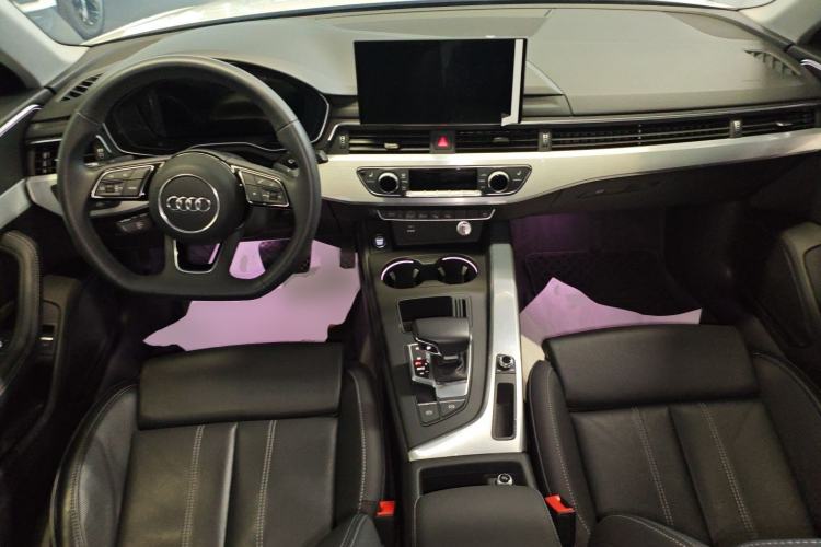 Used Audi A4L 2022 40 TFSI Luxury Dynamic Model