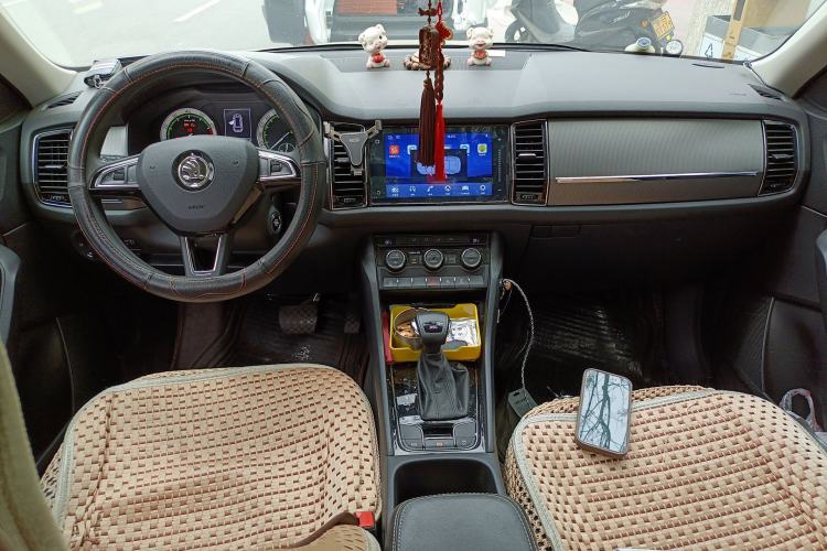 Used Skoda Kodiaq 2018 Facelifted TSI330 5-Seater Two-Wheel-Drive Comfort Edition
