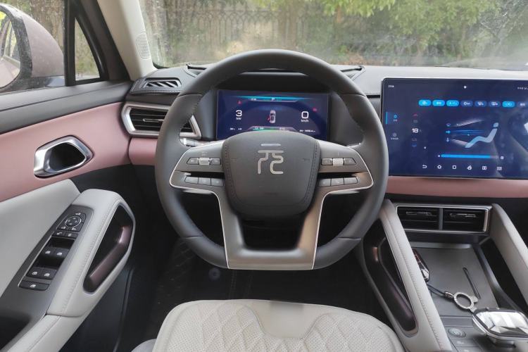 Used BYD Yuan UP 2024 401KM Beyond Edition Interior 2