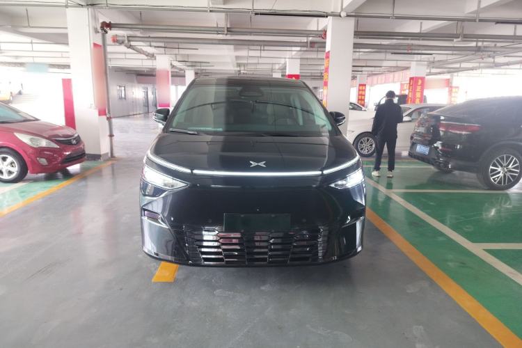 Used XPeng X9 2024 702 Ultra-Long Range Pro