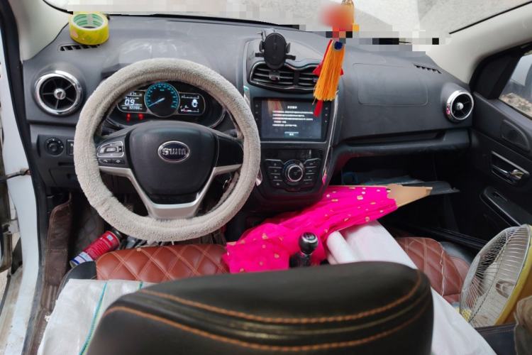 Used SWM X3 2017 1.5T Manual Fashion Model
