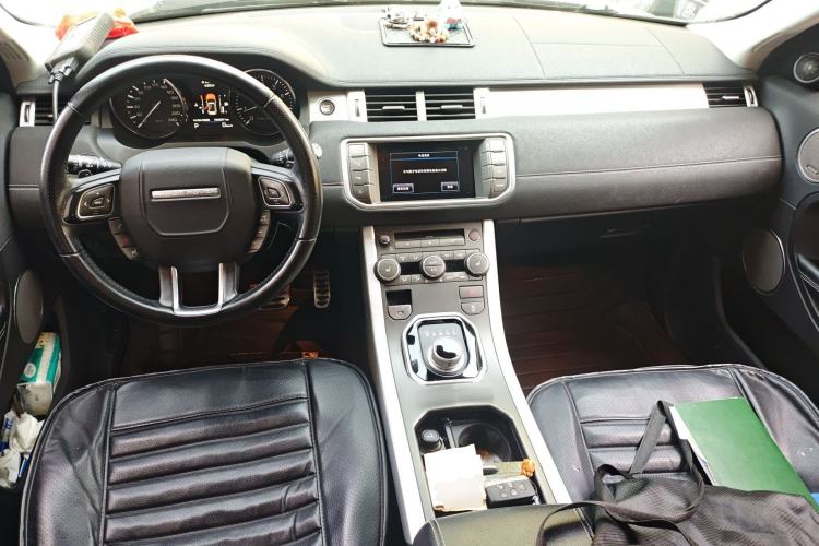 Used Land Rover Range Evoque 2013 2.0T 5-Door Ignite Edition Center Console