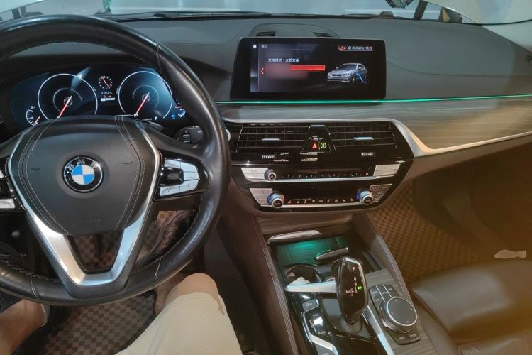 Used BMW 5 Series New Energy 2019 Updated 530Le Pioneer Edition
