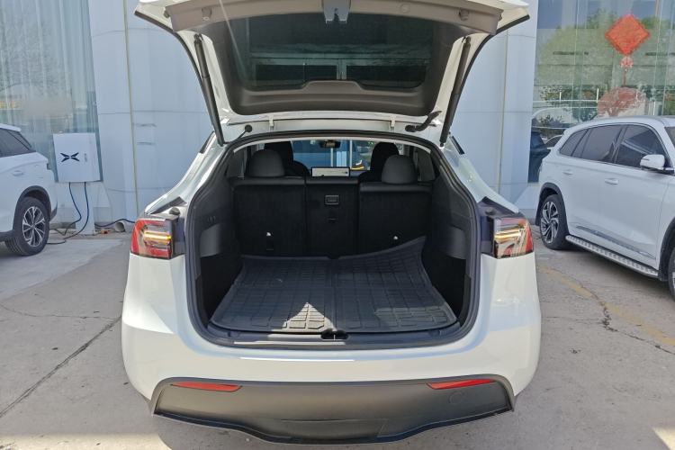Used Tesla Model Y 2024 Rear-Wheel-Drive Version