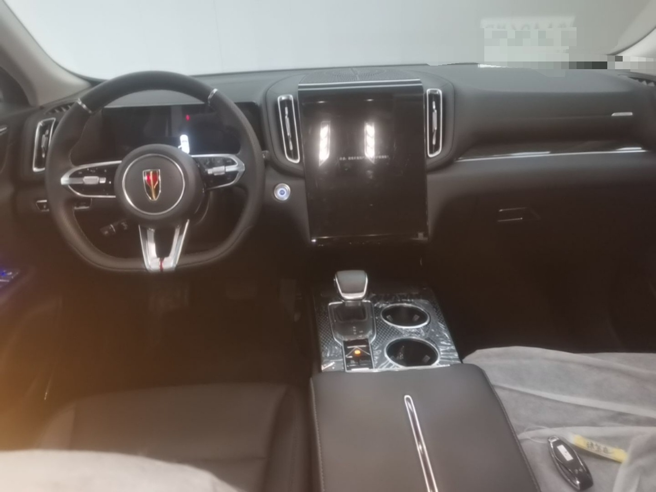 Hongqi HS3 PHEV 2025 Model 125km Jingwei PLUS 2 Millionth Anniversary Edition — снимка 12