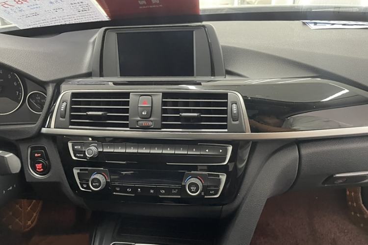 Used BMW 3 Series GT 2018 320i Sport Edition