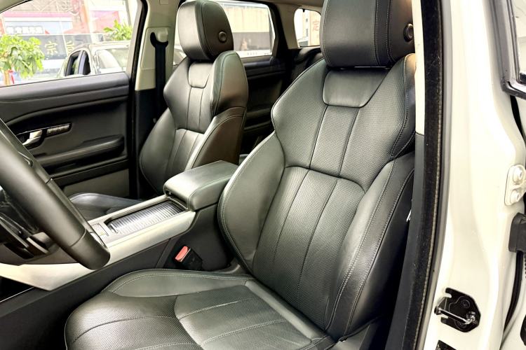 Used Land Rover Range Rover Evoque 2018 240 PS SE DYNAMIC Smart Edition