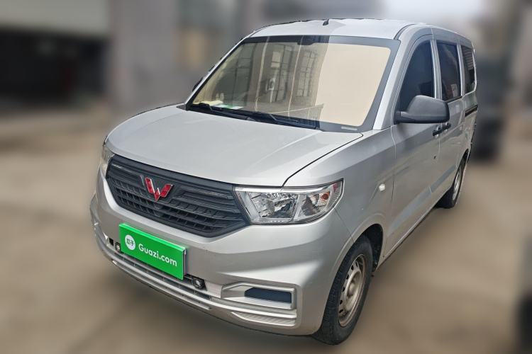 Used Wuling Hongguang V 2022 1.5L Jingqu Version Hydraulic Power Steering LAR