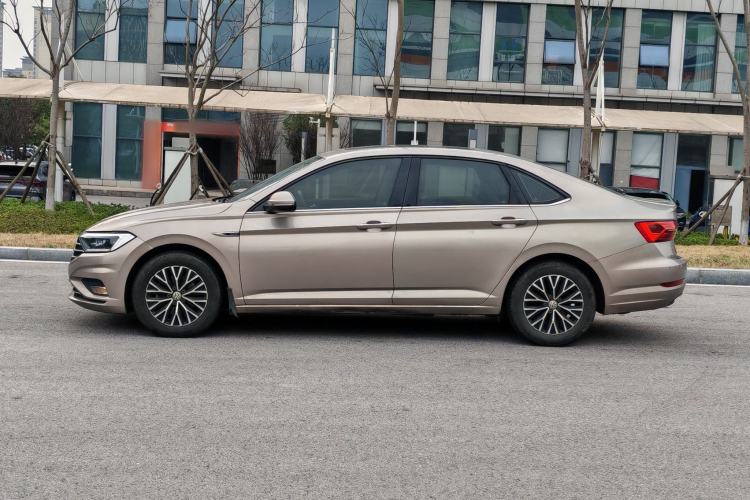 Used Volkswagen Sagitar 2019 200TSI DSG Comfort Version China VI Standard
