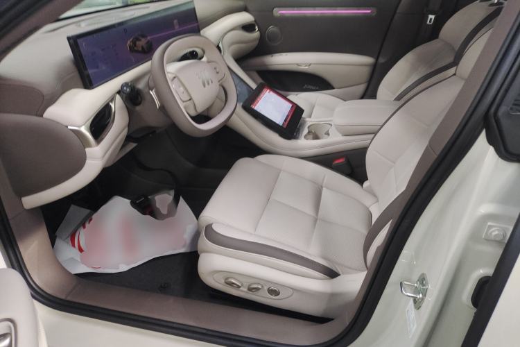 Used IM L6 2025 Pro Max model Left Front Seat