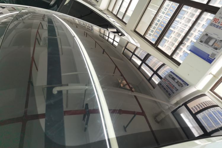 Used Tesla Model Y 2025 Long-Range All-Wheel-Drive Version