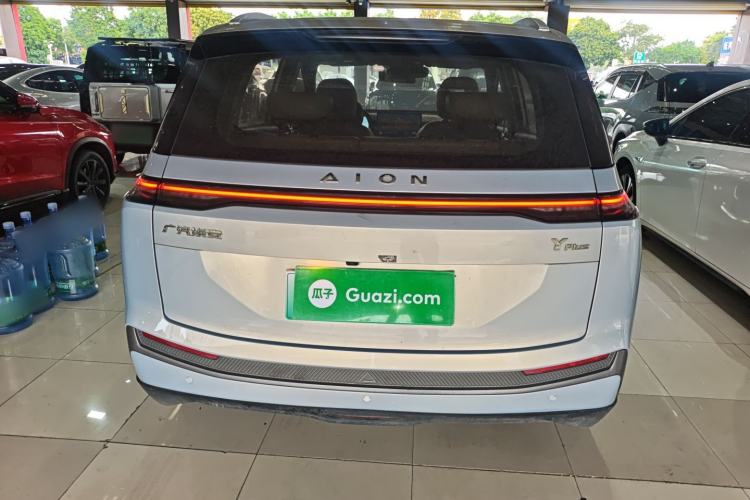 Used AION Y 2023 Younger