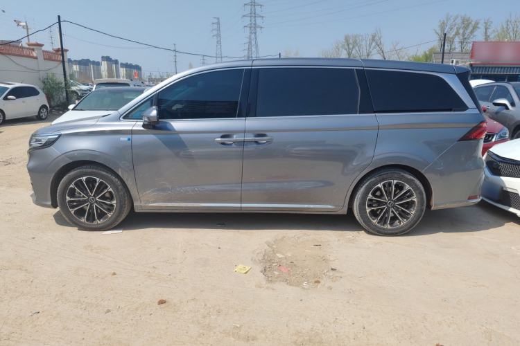 Used Roewe iMAX8 2022 400TGI Prestige Edition
