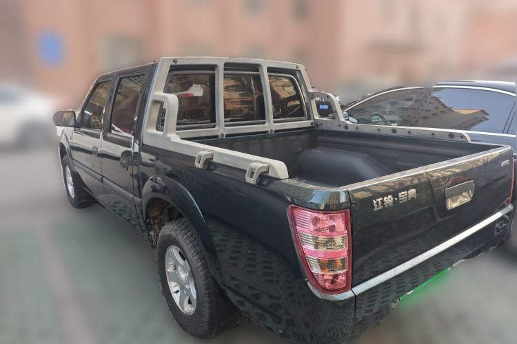 Used JMC Baodian 2018 2.9T New Value-Packed Two-Wheel-Drive Diesel Comfort Version with Standard Cargo Bed – JX4D30B5L