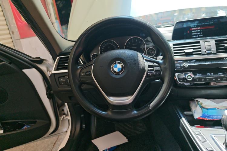 Used BMW 3 Series 2018 320Li Fashion Model Steering Wheel