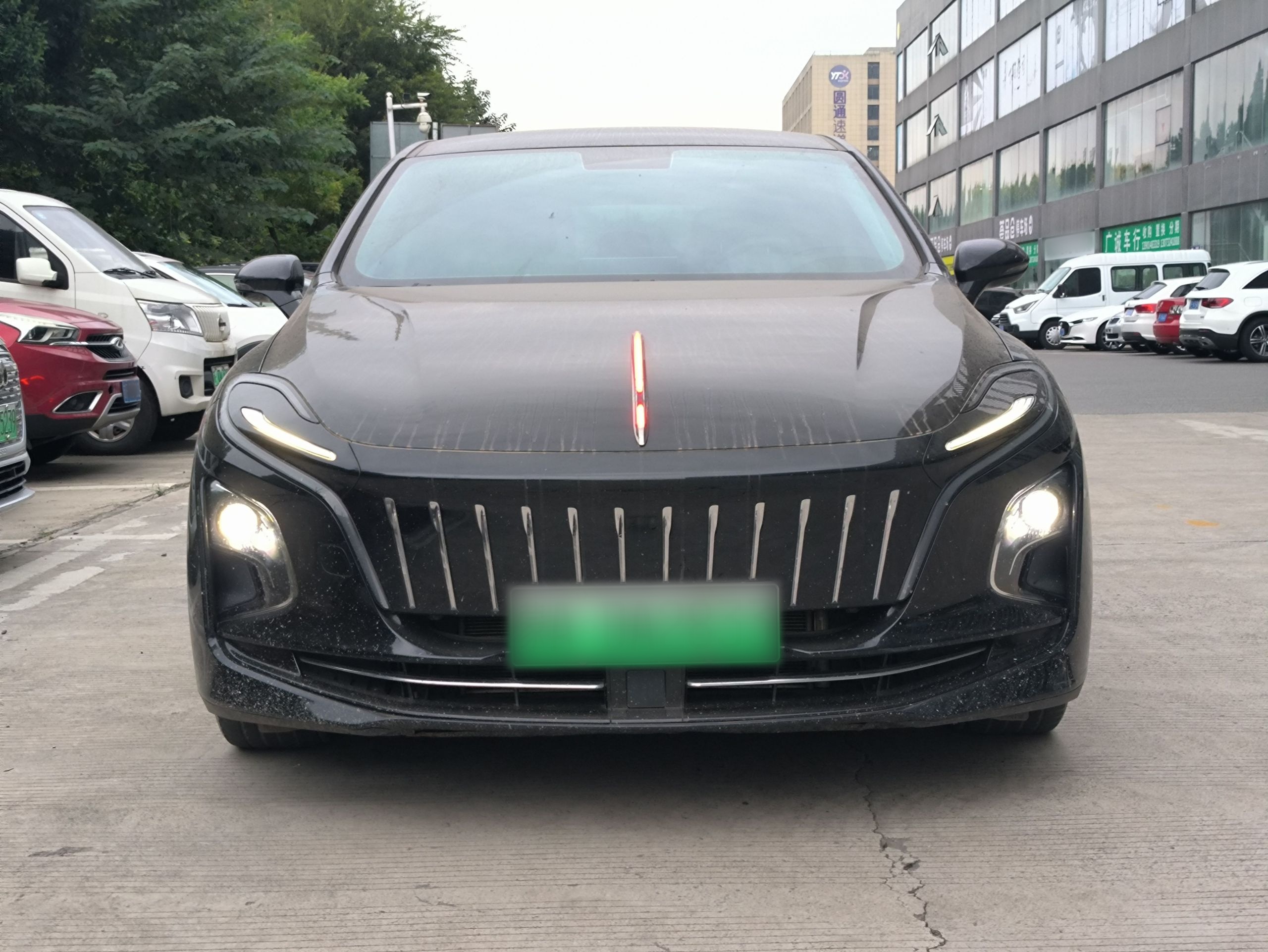 Hongqi E-QM5 2023 560km PLUS — снимка 4