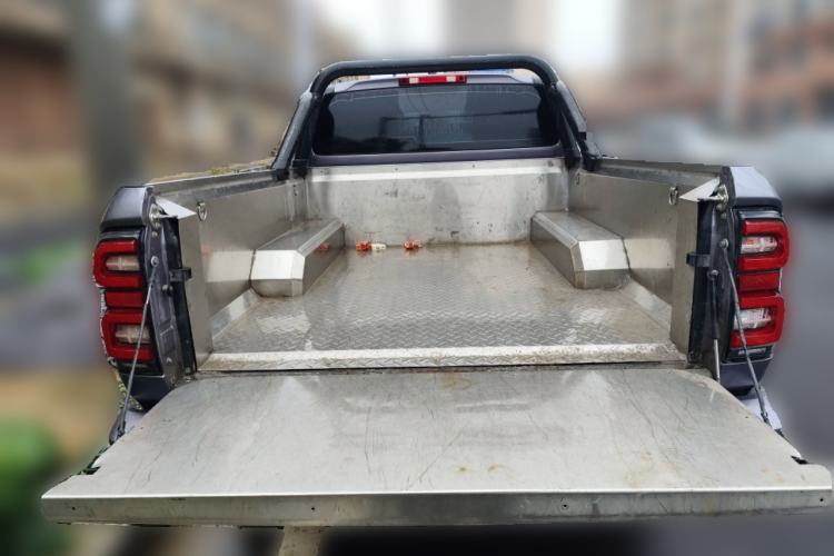 Used Great Wall King Kong Poer 2022 2.0T Manual Diesel Two-Wheel-Drive Entrepreneurial Long-Box Version GW4D20M Trunk