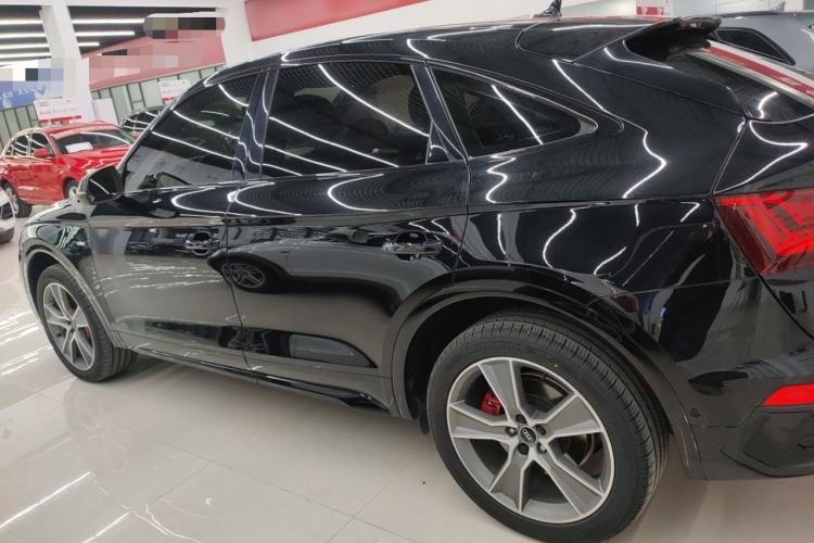Used Audi Q5L Sportback 2022 Updated 40 TFSI Luxury Edition