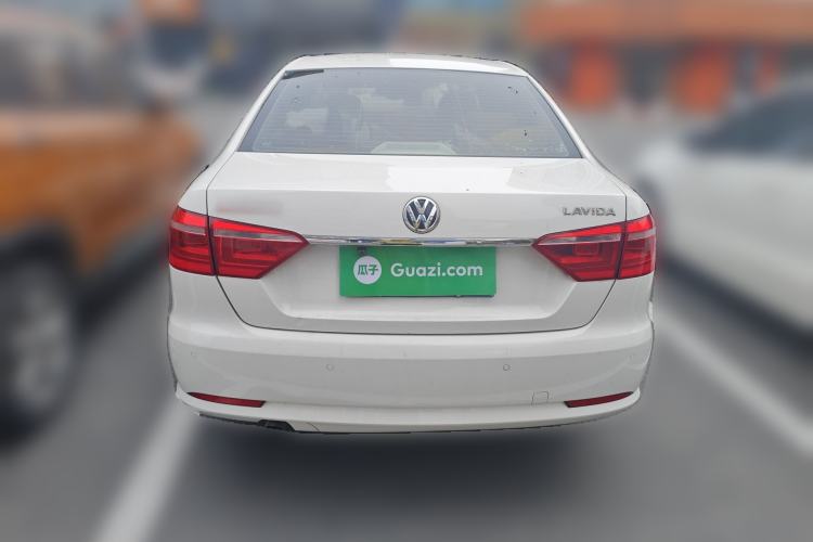 Used Volkswagen Lavida 2013 1.6L Automatic Luxury Edition Rear