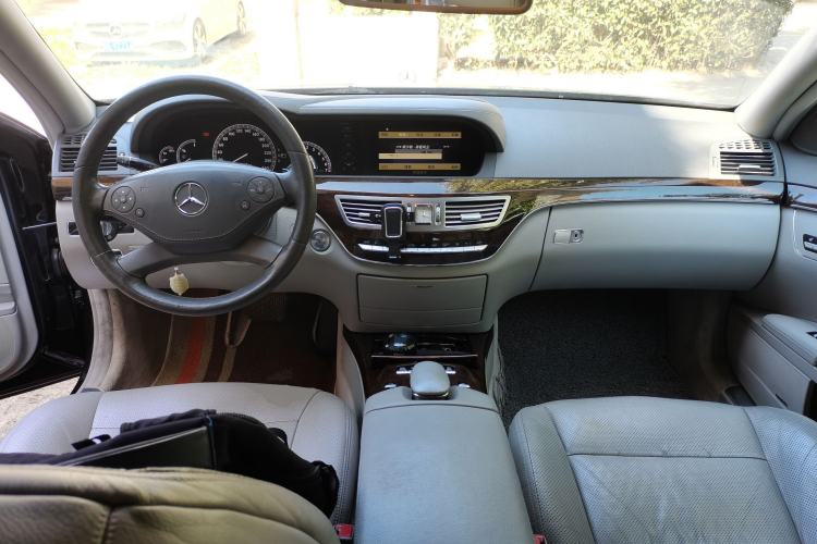 Used Mercedes-Benz S-Class 2010 S 300 L Luxury Model