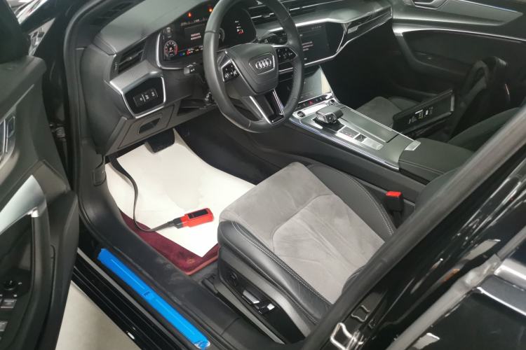 Used Audi A6L 2023 40 TFSI Luxury Dynamic Model
