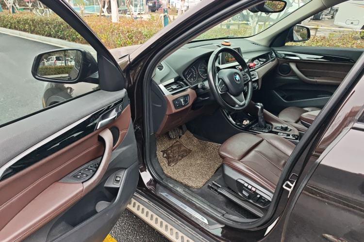 Used BMW X1 2016 sDrive18Li Luxury Model
