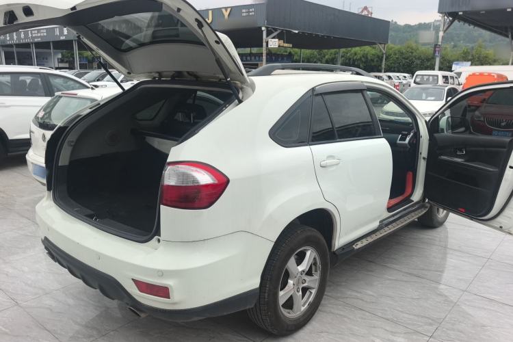 Used BYD S6 2014 2.4L Automatic Prestige 5-Seater