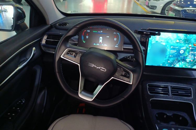 Used BYD Destroyer 05 2024 HONOR Edition DM-i 55KM Luxury Model Steering Wheel