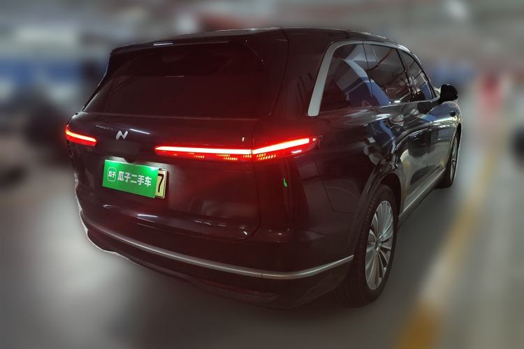 Used ONVO Luxeed L90 2025 Model—Ultra Six-Seater Version
