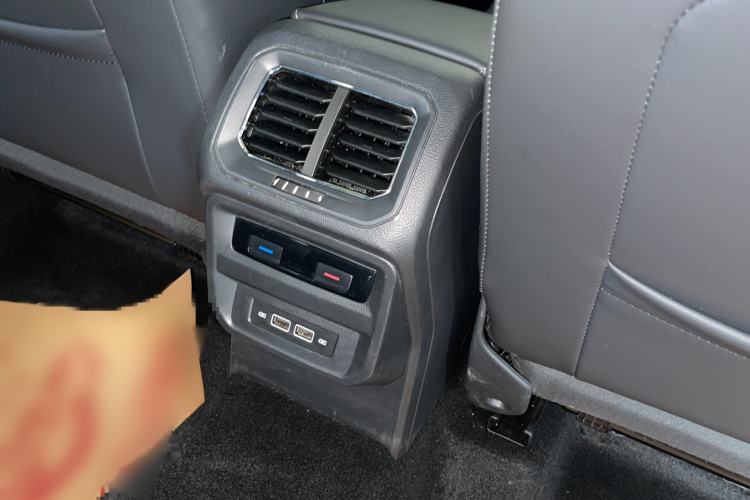 Used Volkswagen Tiguan L 2018 Facelift 330TSI Automatic Two-Wheel Drive Luxury Edition
