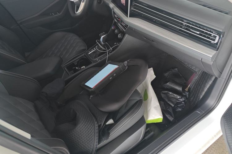 Used Volkswagen Sagitar 2025 Revised 300TSI DSG Excellence Edition Right Front Seat