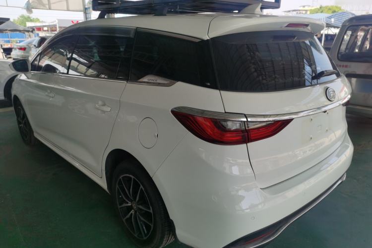 Used BYD Song MAX 2017 1.5T Manual Smart Connect Luxury 7-Seater