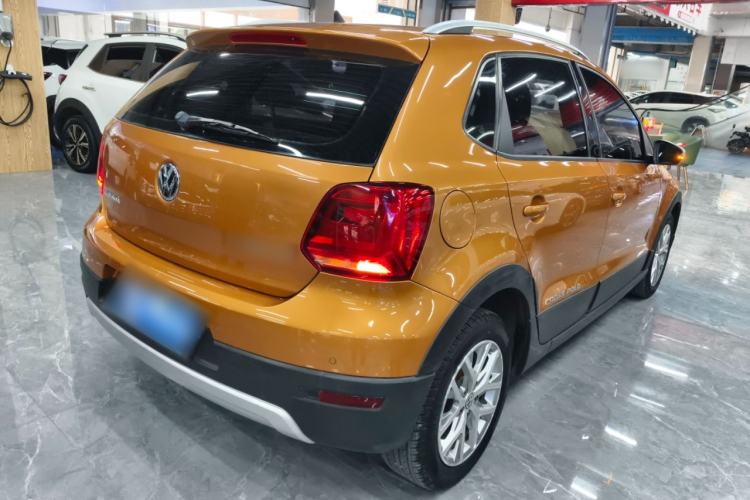 Used Volkswagen Polo 2014 1.6L Cross Polo Automatic
